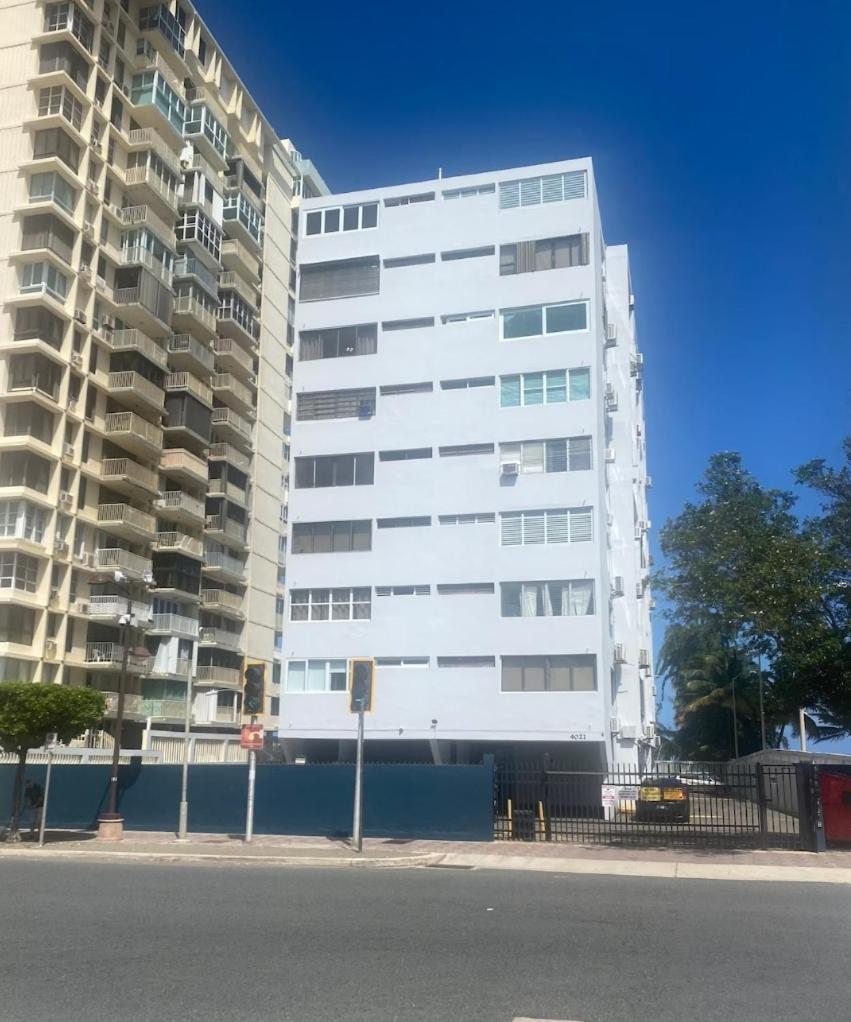 Isla Verde Tower ซานฮวน ภายนอก รูปภาพ